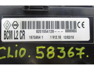 Блок комфорта 8201054128   Renault Clio III   