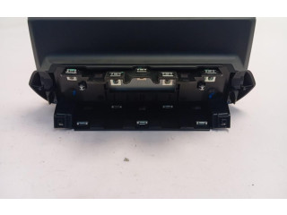 Дисплей       Peugeot 2008 II