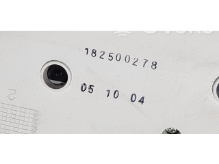 Панель приборов 182500278   Volvo S60       