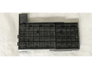 Pojistková skříňka 7E6970187AT Volkswagen Transporter - Caravelle T5 2014