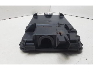 Блок предохранителей Skoda Superb B5 (3U)