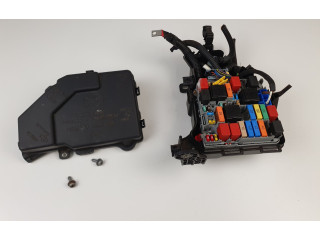 Блок предохранителей 50526940 Alfa Romeo Giulietta