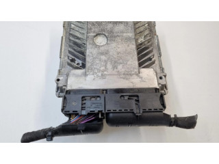 Řídící jednotka 03G906018CE, 5WP45610AC Volkswagen PASSAT B6 2007