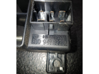 Pojistková skříňka 8D1941824 Audi A6 S6 C5 4B 2003