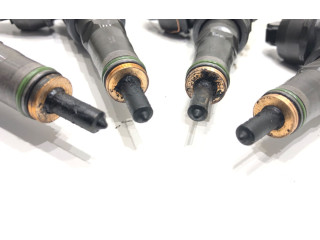 Комплект форсунок 0414720215 Audi A3 S3 8P