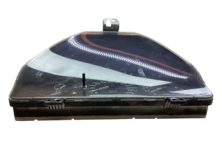 Přístrojová deska Mazda 323 F 2000 7MBH1CB