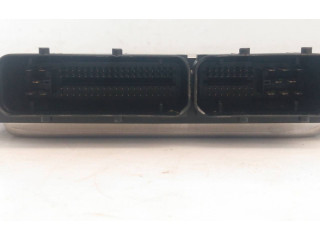 Řídící jednotka 038906019KD, 0281011205   Volkswagen Passat Alltrack 2004