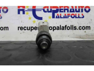 Форсунка MR988977 Mitsubishi Colt CZ3