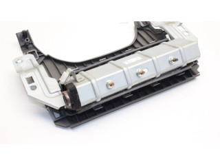 Подушка безопасности для колен Mitsubishi L200