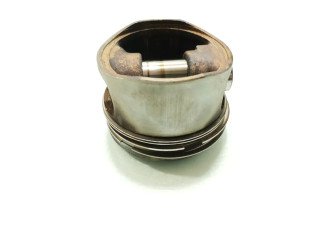  Поршень B 5252 FS   Volvo S70  V70  V70 XC  