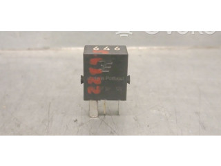 Pojistková skříňka 4H0951253C Volkswagen Caddy 2017