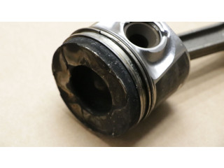  Поршень с шатуном D 5244 T12 174, 174  Volvo V70  