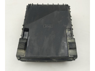 Pojistková skříňka 2K0937805A Volkswagen Caddy 2019