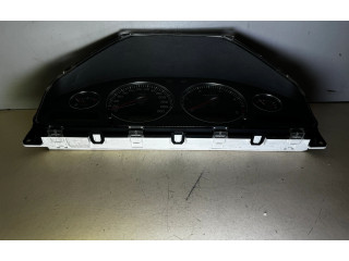 Панель приборов 30682277, 8602885   Volvo V70       