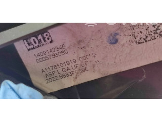 Зеркало (механическое)       Mercedes-Benz CLA C117 X117 W117  2013 - 2019 года   