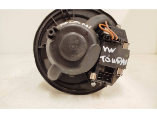 Вентилятор печки F011021936 Volkswagen Touran I