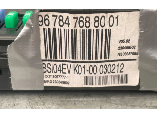 Pojistková skříňka 9678476880 Peugeot 5008 2012