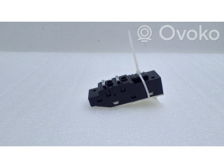 Блок управления 9822330880   Peugeot 5008 II