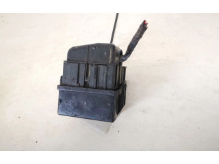 Блок предохранителей Volvo S80