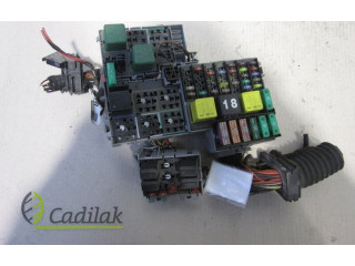 Sicherungskasten komplett    Opel ombo C    