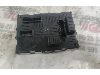 Блок комфорта 8201054128   Renault Clio III   