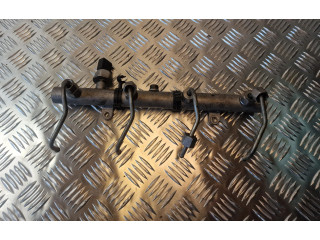 Vstřikovací lišta 057130089K, 059130758E Audi A8 S8 D3 4E BVN