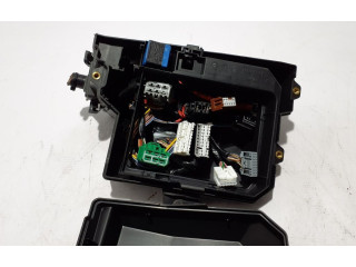 Блок предохранителей 243128516R Dacia Jogger