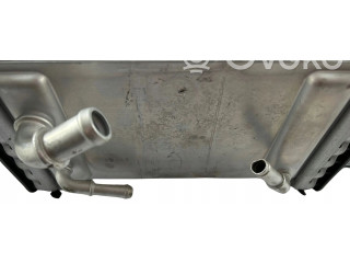 Радиатор интеркулера 04E145785 Audi Q2 -