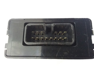 Блок управления 8865002331, 2773001130 Toyota Corolla E120 E130