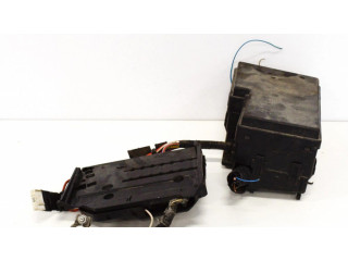 Блок предохранителей  AV6T14A067BB   Ford Focus    