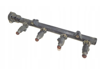 Топливная рампа 030133319G   Volkswagen Polo III 6N 6N2 6NF  