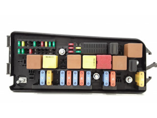 Блок предохранителей 12805845, 519109003 Saab 9-3 Ver2