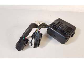 Блок предохранителей  3811910020, 1567003280   Subaru Tribeca    