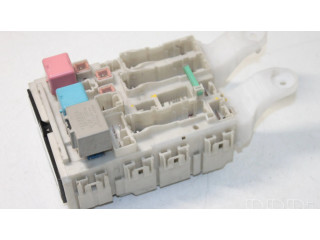 Pojistková skříňka 8273002150A Toyota Auris 150 2010