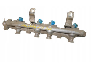 Vstřikovací lišta Renault Laguna I