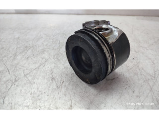  Поршень с шатуном    Nissan X-Trail T30  