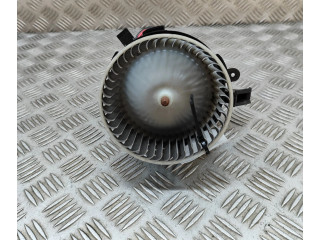 Вентилятор печки    8T1820021   Audi A5 8T 8F