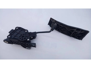 Педаль акселератора