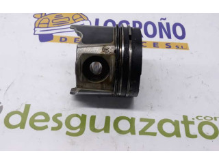 Píst 7701474884, 7701474884 Renault Megane II