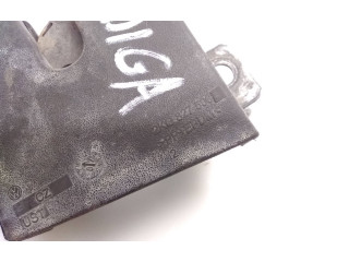 Zámek zadních dveří 2K0827506E Volkswagen Caddy 2007