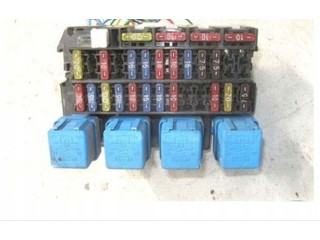Блок предохранителей Nissan Vanette
