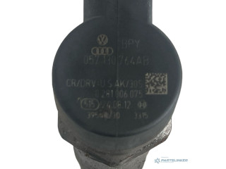 Vstřikovací lišta 03P089   Seat Ibiza IV (6J,6P)     