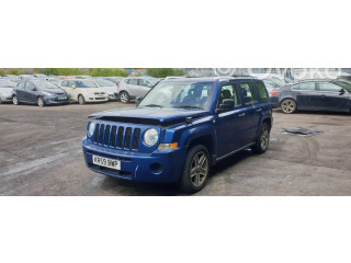 Блок предохранителей P68028007AD   Jeep Patriot    