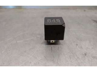 Блок предохранителей 4H0951253A Skoda Octavia Mk3 (5E)