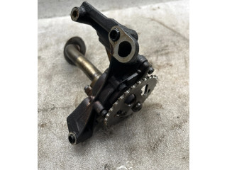 Масляный насос 06A115105B Volkswagen Golf IV