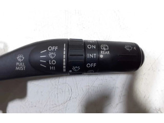 Ручка стеклоочистителей Subaru Legacy