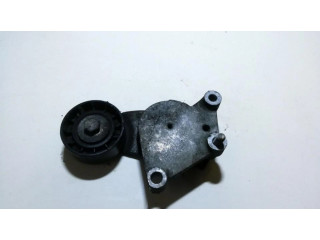 Устройство натяжки ремня