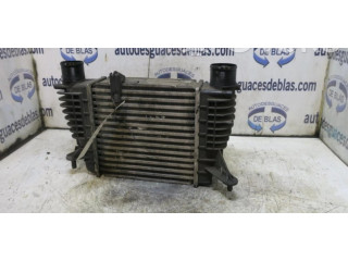 Интеркулер  8200471885   Renault Clio III 