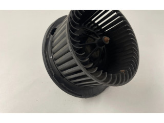 Вентилятор печки Volkswagen Caddy