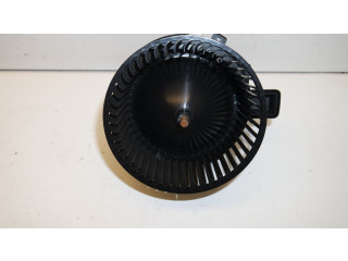 Вентилятор печки 4M2820021A Audi Q5 SQ5